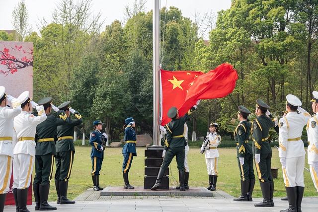 1649207475911540.jpg 黄烈20052011-9.JPG