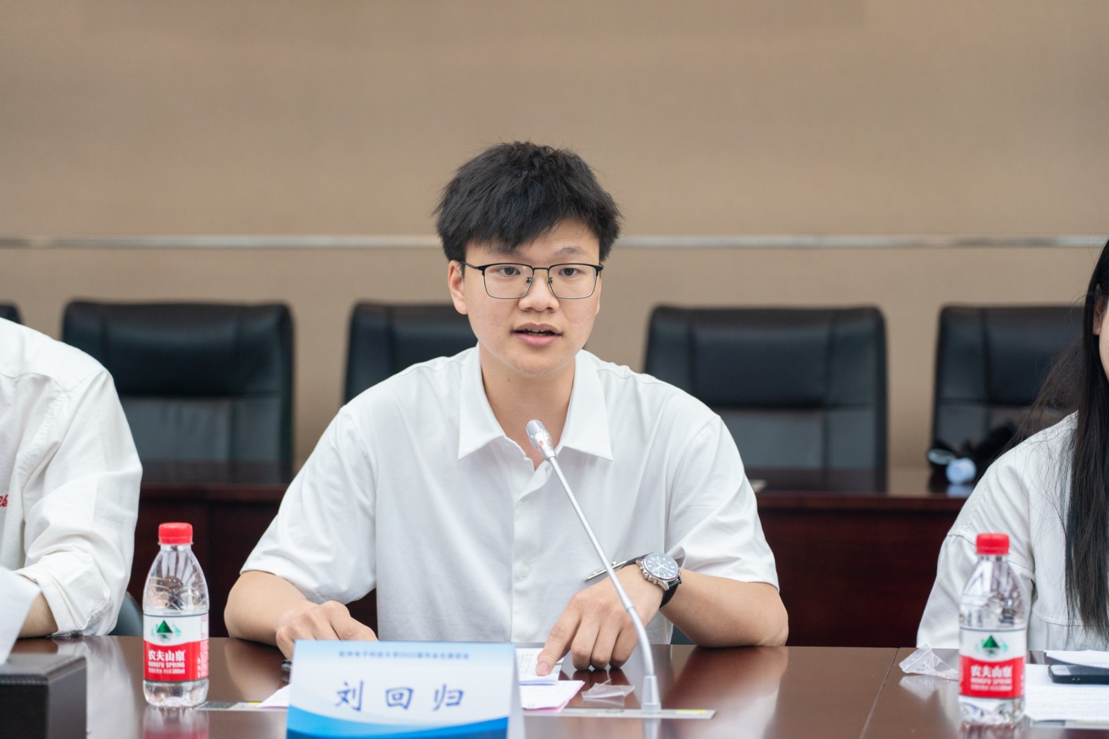 1654762647701206.jpg 1654762647701206.jpg