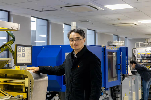 1649488840721835.png 邬博.png